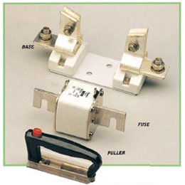 P34. Square Pipe Type Fuse & Base